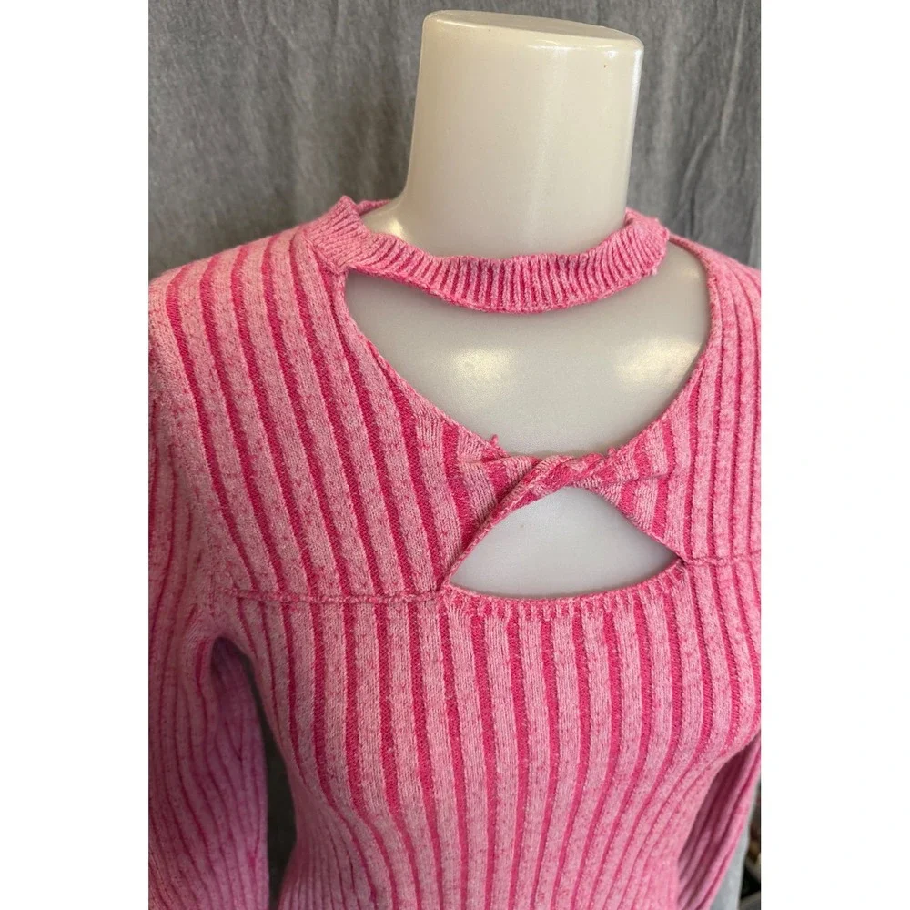 Willow Root Women Medium Knit Top Pink Striped Cutout Keyhole Ribbed Sweater - Picture 2 of 8